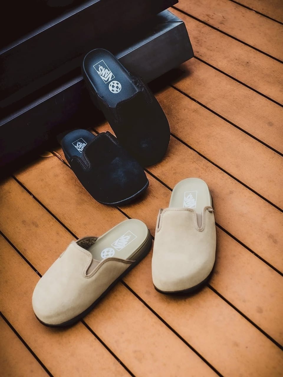 vans harbor mule black and nude